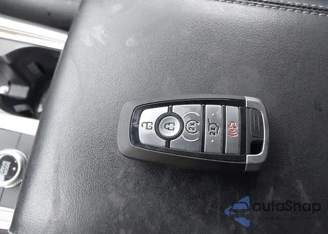 2024 Ford Explorer Xlt z USA, uszkodzony, nr VIN 1FMSK8DH3RGA13066